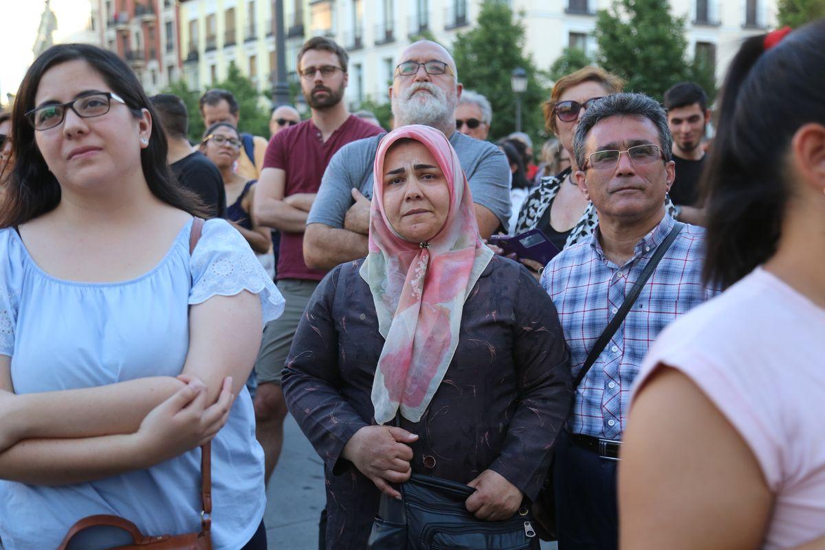 Concentración por los derechos de las mujeres y niñas refugiadas
