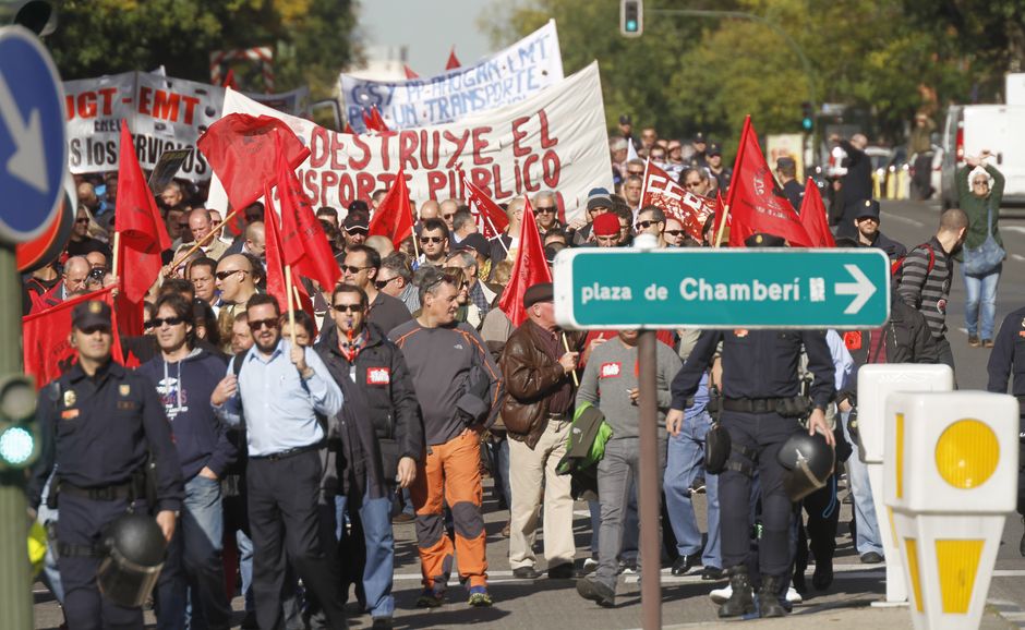 Manifestación de la plantilla de la EMT por un transporte público y de calidad 26/11/2015