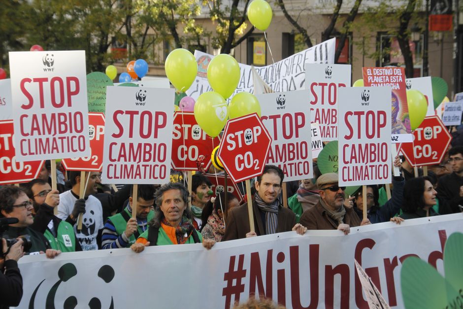 Marcha por el Clima "Frente al cambio climático, cambiemos de modelo" Madrid 29-11-2015