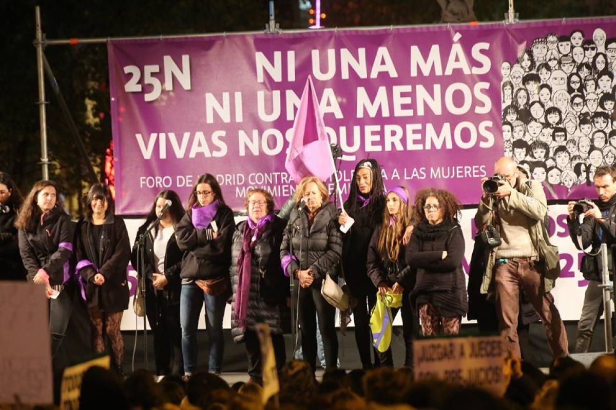 Manifestacion por el día internacional contra la violencia de género