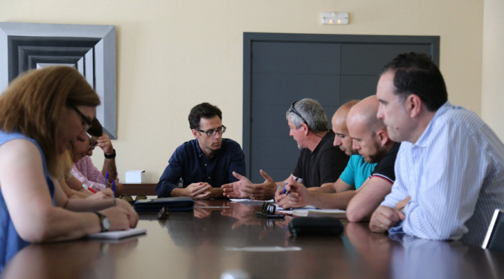 El alcalde de Villarejo de Salvanés se compromete a mediar en el conflicto de Cuétara