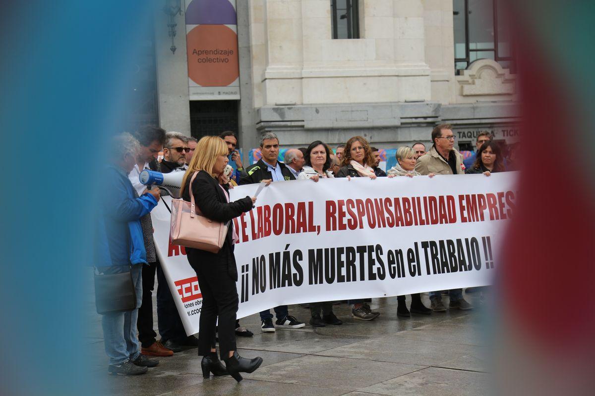 Concentración por la muerte de un trabajador en Madrid
