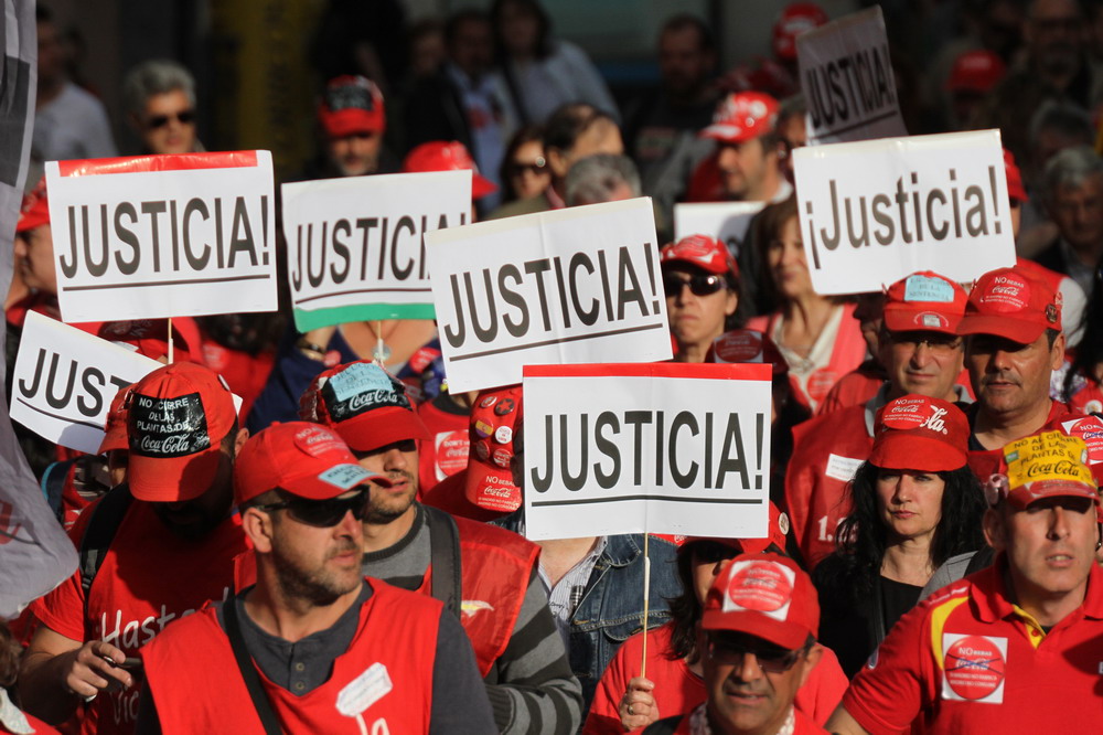 Manifestación de trabajadores de CocaCola por Justicia en el Tribunal Supremo