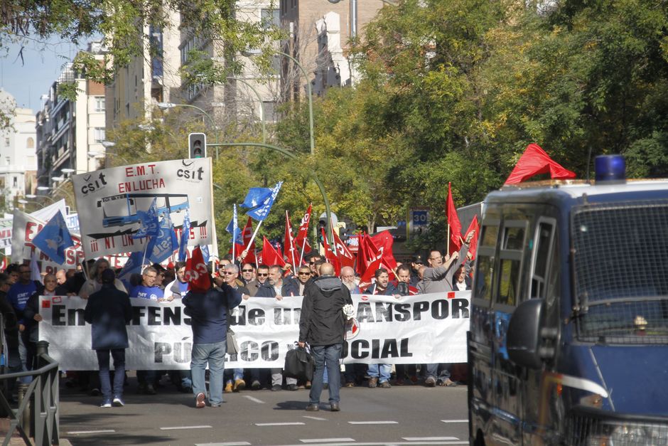 Manifestación de la plantilla de la EMT por un transporte público y de calidad 26/11/2015