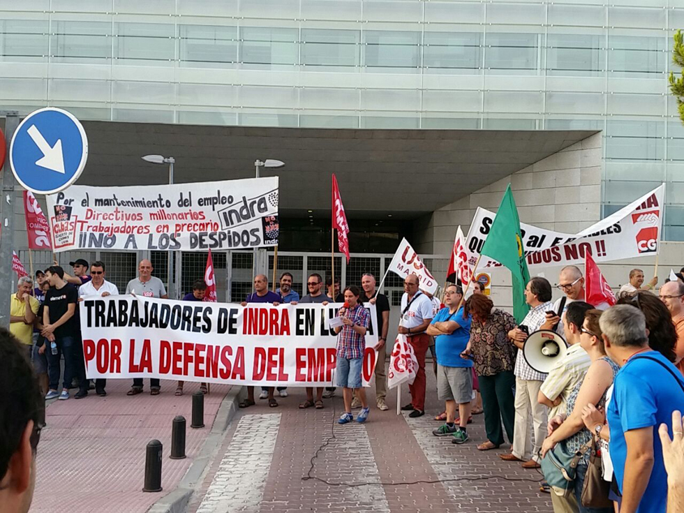Manifestación contra el ERE de Indra