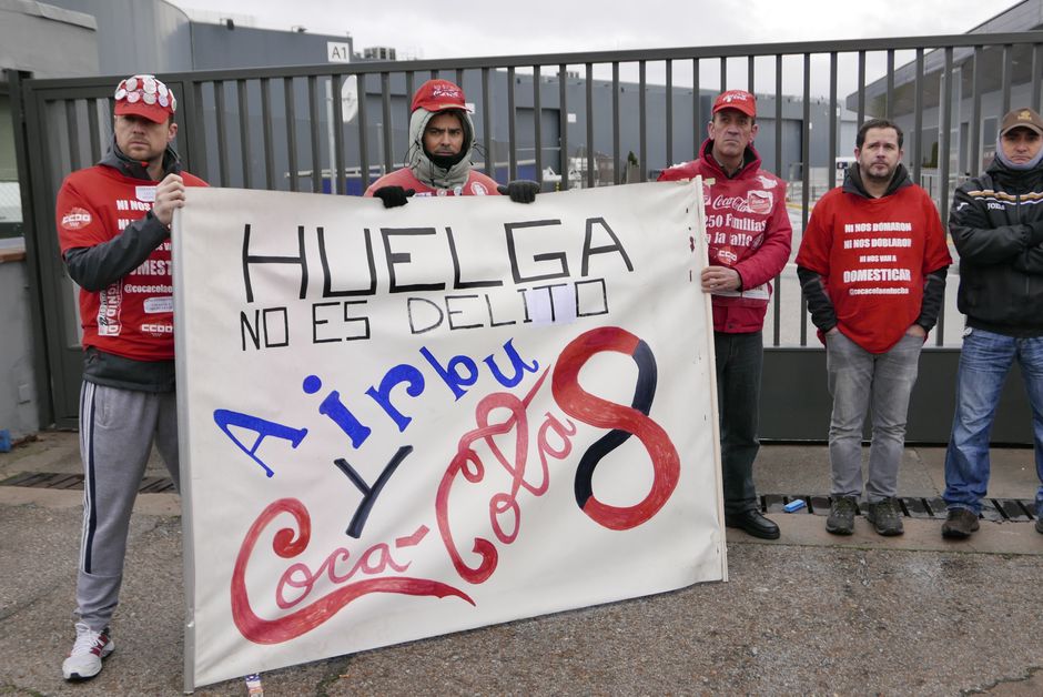Concentración en apoyo a Los 8 de Airbus, 11 enero 2016