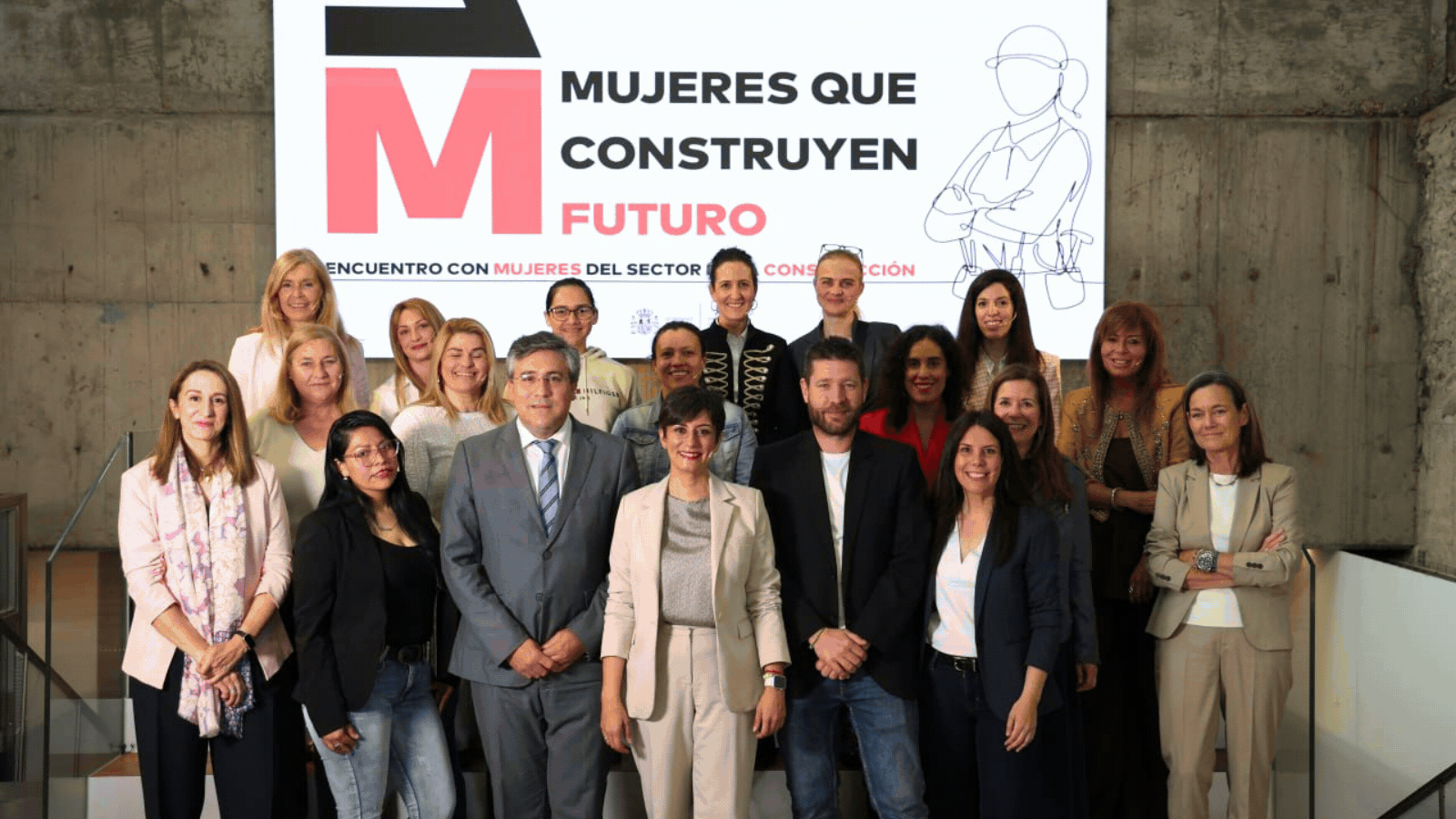CCOO del hábitat reivindica el papel de la mujer en la construcción, en el encuentro convocado por la ministra de Vivienda, de cara al 1° de mayo