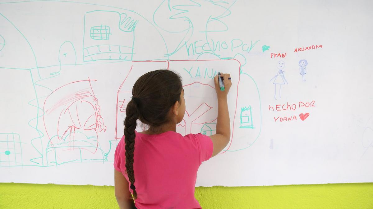 Una alumna de un colegio público de Madrid
