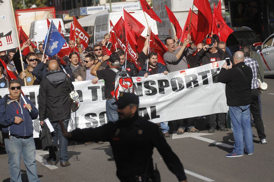 Manifestación de la plantilla de la EMT por un transporte público y de calidad 26/11/2015