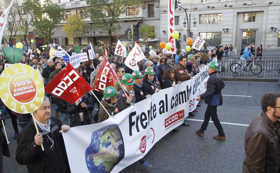 Marcha por el Clima "Frente al cambio climático, cambiemos de modelo" Madrid 29-11-2015