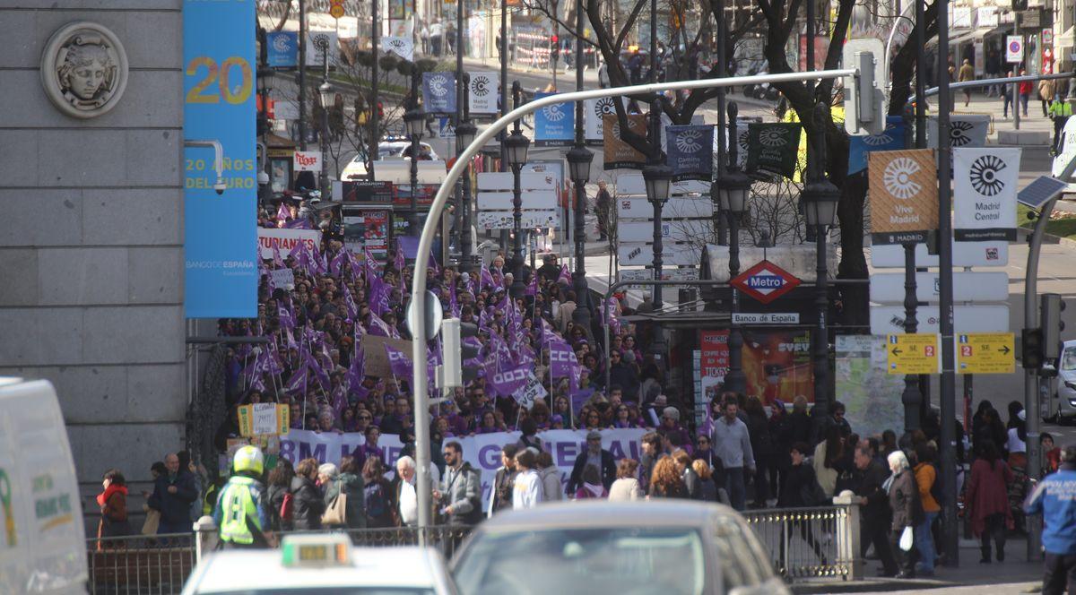 8M Día Internacional de la Mujer Trabajadora, concentración en Cibeles