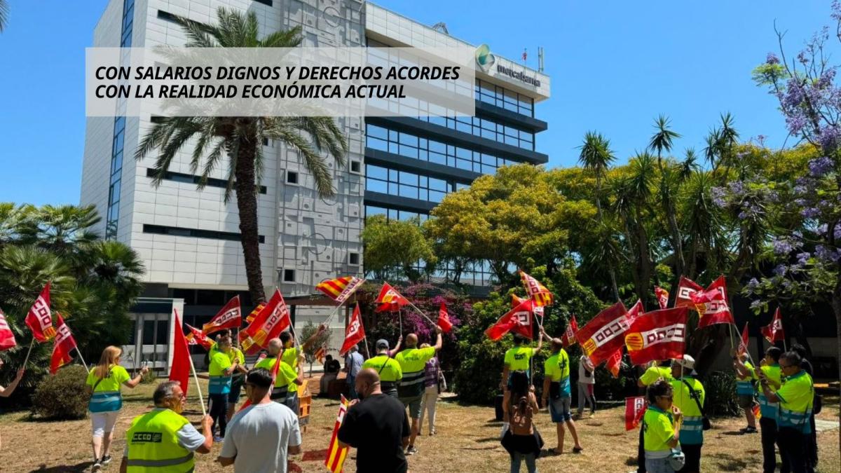 La plantilla de Urbaser se moviliza en Mercabarna ¡Por un convenio justo!