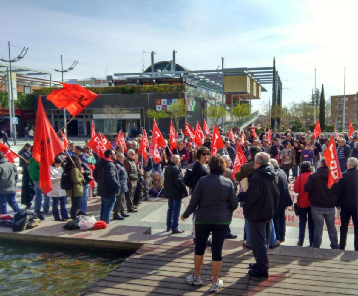 Concentración por unas pensiones dignas, en Alcobendas