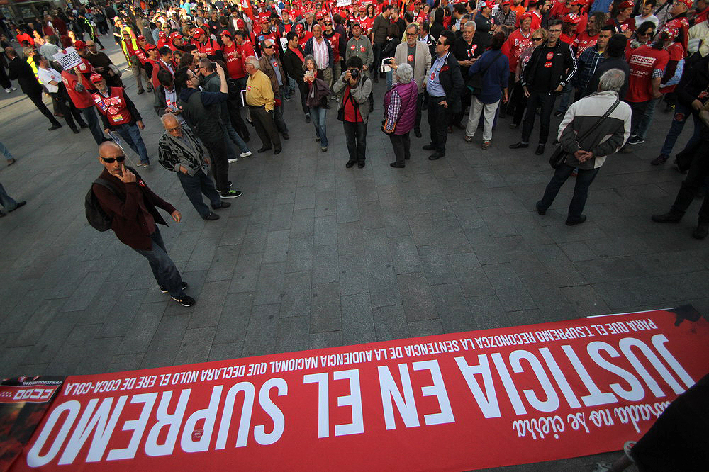 Manifestación de trabajadores de CocaCola por Justicia en el Tribunal Supremo