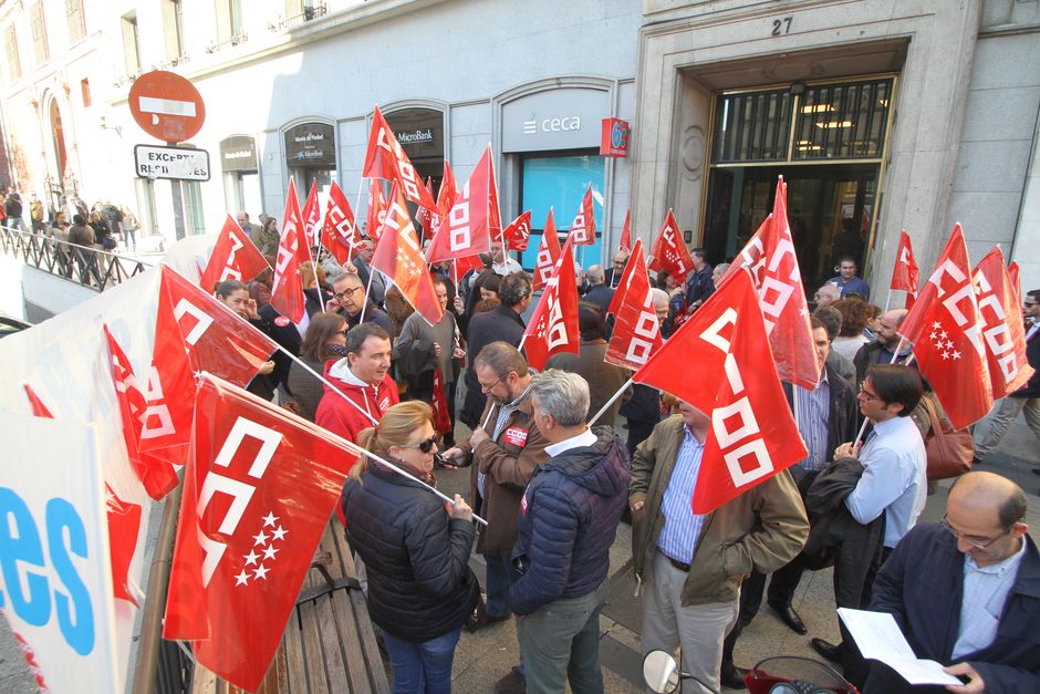 Concentración por un convenio sin recortes en el sector de Ahorro