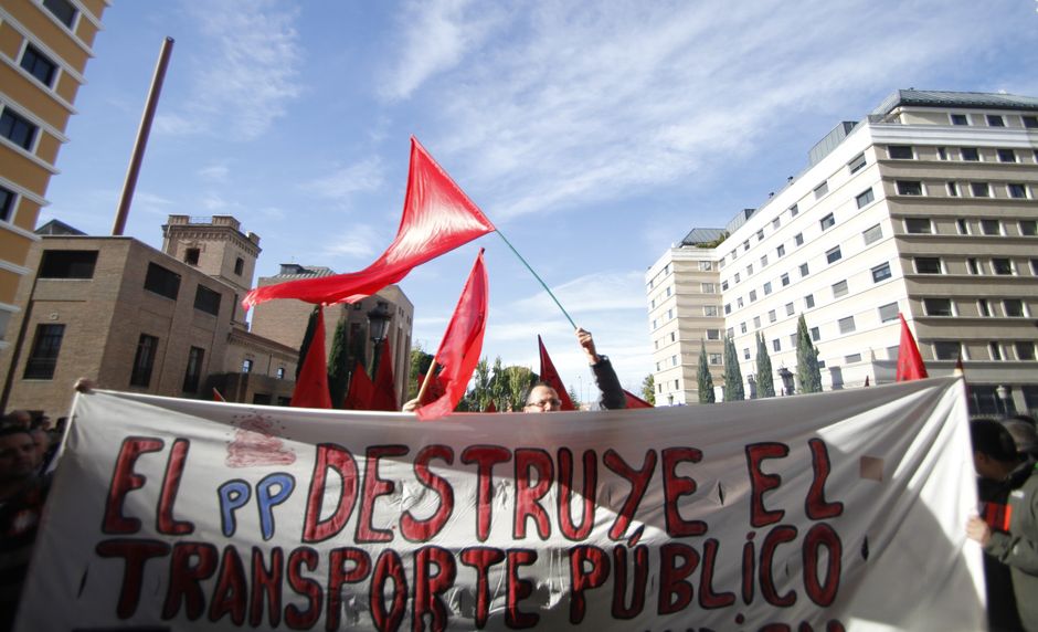 Manifestación de la plantilla de la EMT por un transporte público y de calidad 26/11/2015