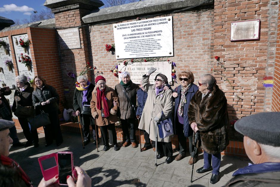 Día de la Mujer Trabajadora 2016 y homenaje a las Trece Rosas