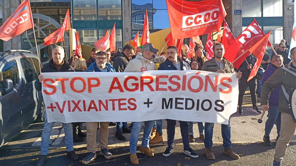Concentración sindical frente a Prosegur en A Coruña para exigir seguridad laboral tras la grave agresión a un vigilante hace unos días