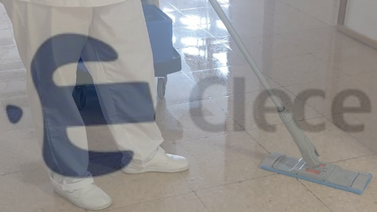 Clece no respeta el pliego de condiciones en la Limpieza de Hospitales de Jaén