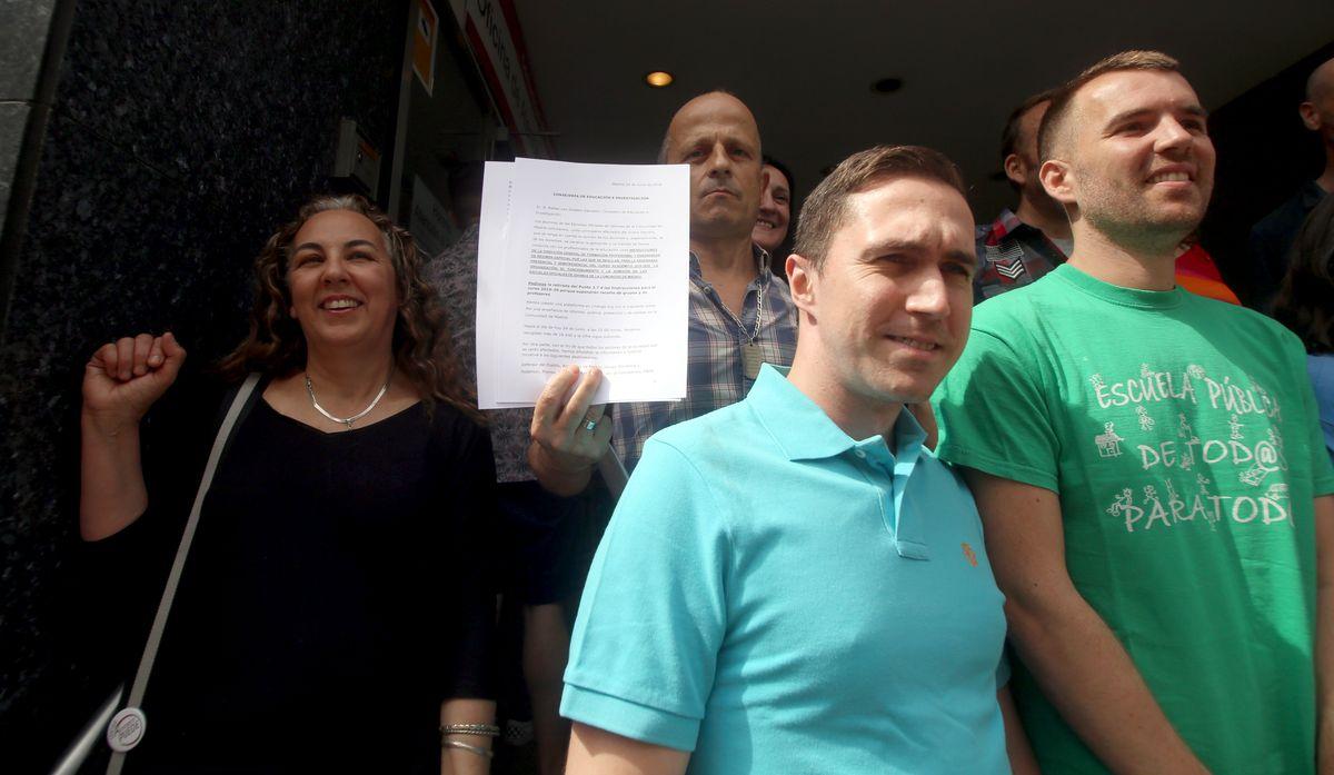 La Consejería desoye el clamor contra el desmantelamiento de las escuelas de idiomas