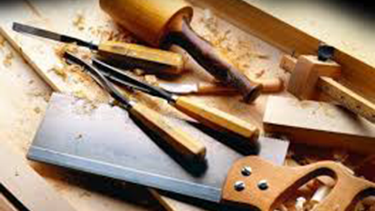 Se firman las tablas salariales y el calendario laboral de la Madera de la CAM 2020
