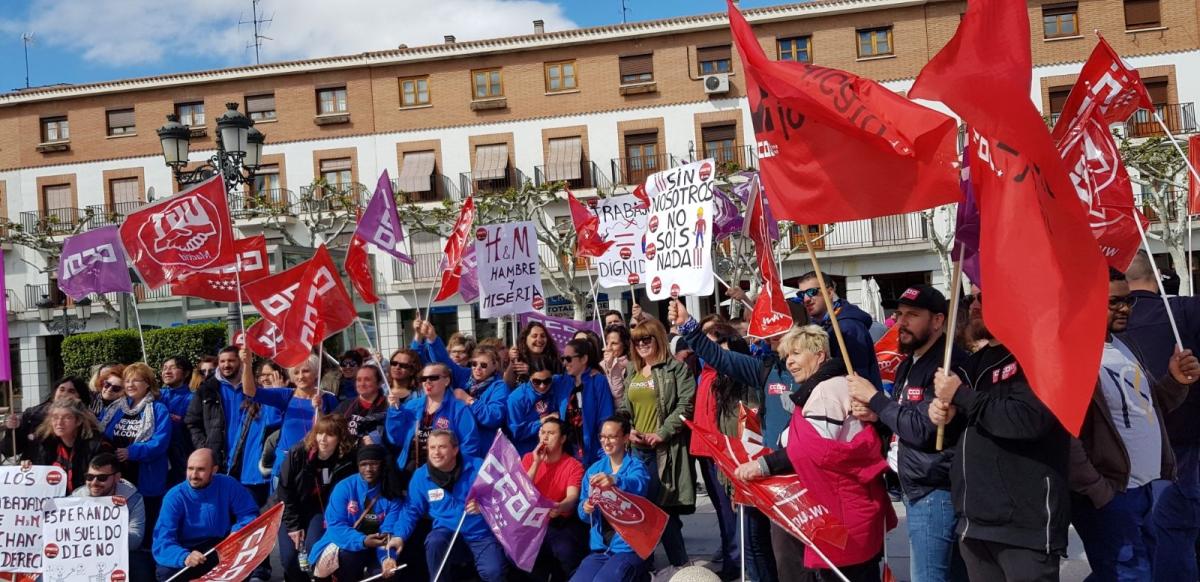 Concentración de la plantilla de H&M en Torrejón