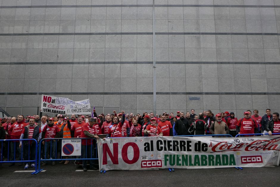 Concentración de apoyo a Juan Carlos Asenjo en los Juzgados de Fuenlabrada