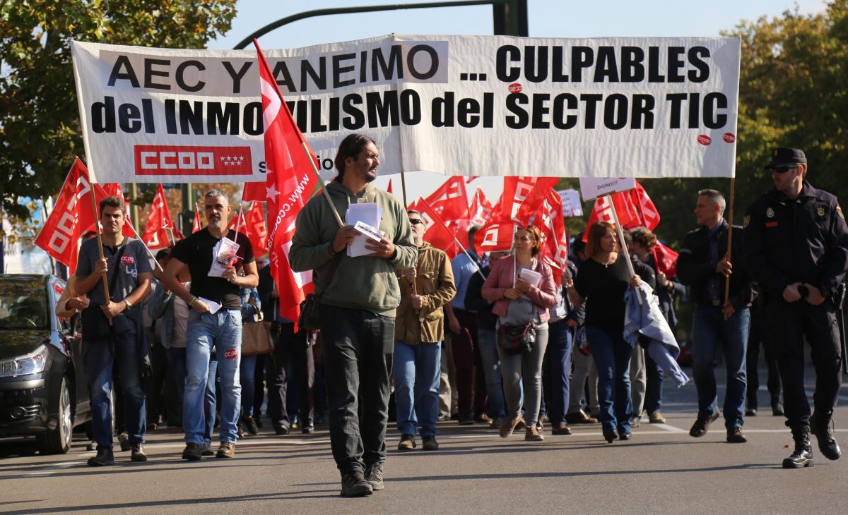 Manifestación por el bloqueo de la negociación del convenio del sector TIC y EM