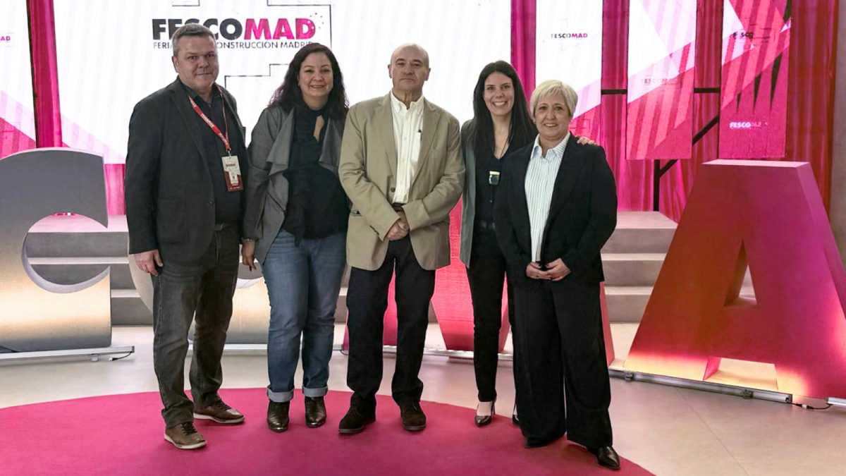 Sergio, Mirna, Julián, Aida y Conchi (Parte de la Comisión Ejecutiva de CCOO del Hábitat).